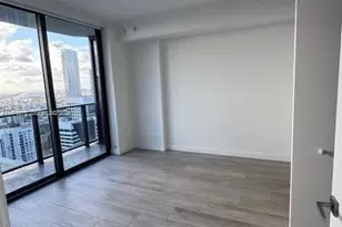 55 SW 9th St, Miami, FL 33130 - Photo 10