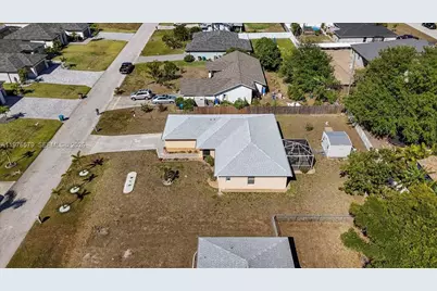 1205 SW 29 Ter #0, Cape Coral, FL 33914 - Photo 6