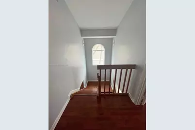 274 SW 159th Ter, Sunrise, FL 33326 - Photo 8