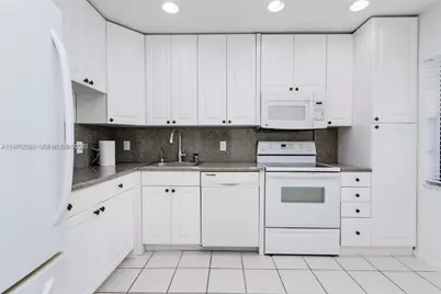 21529 Cypress Hammock Dr #35J, Boca Raton, FL 33428 - Photo 14