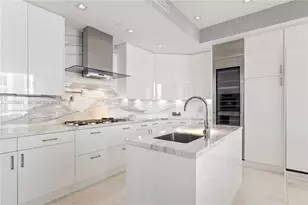 17749 Collins Ave, Sunny Isles Beach, FL 33160 - Photo 24