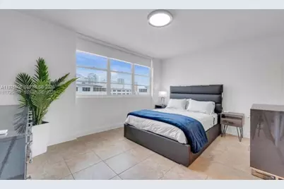 999 Brickell Bay Dr #2007, Miami, FL 33131 - Photo 8