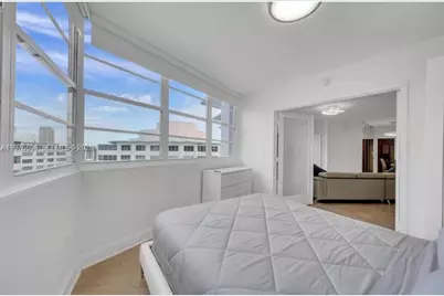 999 Brickell Bay Dr #2007, Miami, FL 33131 - Photo 18