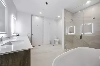 17550 Collins Ave #502, Sunny Isles Beach, FL 33160 - Photo 38