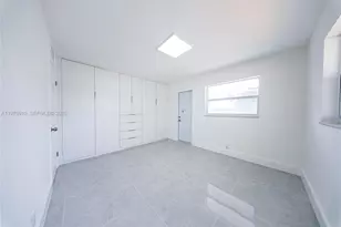 2458 Polk St, Hollywood, FL 33020 - Photo 12