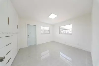 2458 Polk St #201, Hollywood, FL 33020 - Photo 10