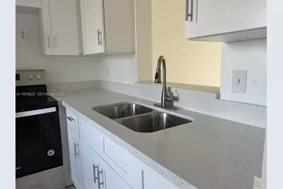 8700 N Sherman Cir #108, Miramar, FL 33025 - Photo 34