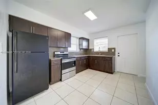 10203 NW 12th Ave, Miami, FL 33150 - Photo 14