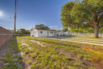 10203 NW 12th Ave #10203, Miami, FL 33150 - Photo 2