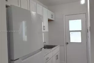 655 Eldron Dr, Miami Springs, FL 33166 - Photo 12