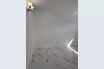 655 Eldron Dr #15, Miami Springs, FL 33166 - Photo 14