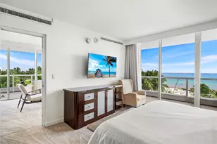 4391 Collins Ave, Miami Beach, FL 33140 - Photo 16