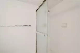 5161 Collins Ave, Miami Beach, FL 33140 - Photo 30