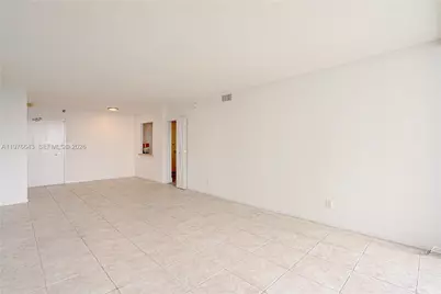 5161 Collins Ave #516, Miami Beach, FL 33140 - Photo 12