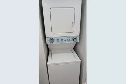 8820 Fontainebleau Blvd #302, Miami, FL 33172 - Photo 10