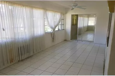 4955 NW 55th St, Tamarac, FL 33319 - Photo 8
