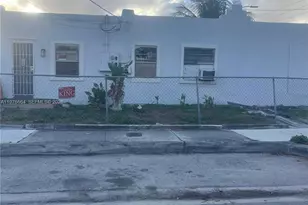 664 NW 77th St, Miami, FL 33150 - Photo 1