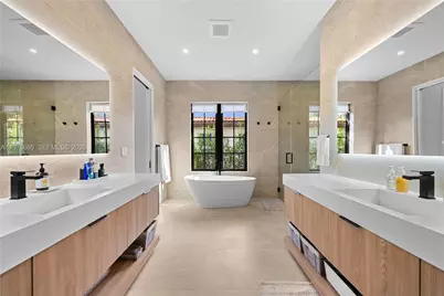 2015 Country Club Prado, Coral Gables, FL 33134 - Photo 22