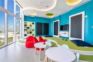 851 NE 1st Ave, Miami, FL 33132 - Photo 22