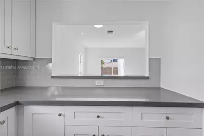 2870 SW 21st St #1, Miami, FL 33145 - Photo 6