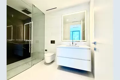 300 Biscayne Boulevard Way #3608W, Miami, FL 33131 - Photo 8