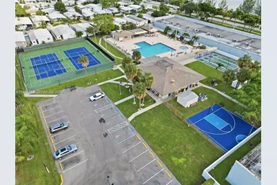 2461 SW 50th St #0, Dania Beach, FL 33312 - Photo 24