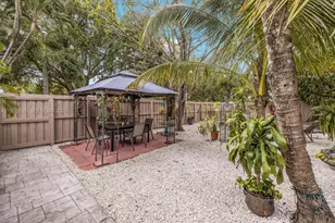 11801 NE 11th Ave, Biscayne Park, FL 33161 - Photo 42