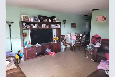 1120 NW 11th St, Homestead, FL 33030 - Photo 4