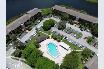 12500 SW 5th Ct #307M, Pembroke Pines, FL 33027 - Photo 2