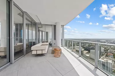 851 NE 1st Ave #PH 5402, Miami, FL 33132 - Photo 4