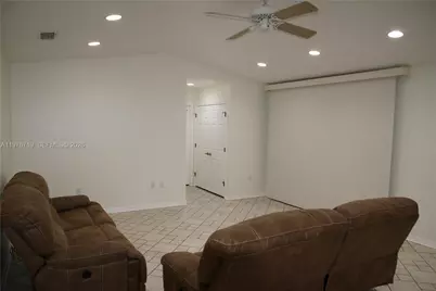 1433 Captains Walk #18, Fort Pierce, FL 34950 - Photo 8