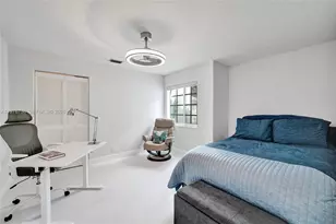 1078 Laguna Springs Dr, Weston, FL 33326 - Photo 28