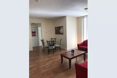 9755 NW 52nd St #421, Doral, FL 33178 - Photo 4