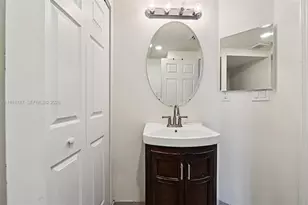 18431 NW 89th Ct, Hialeah, FL 33018 - Photo 20