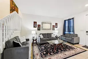 18431 NW 89th Ct, Hialeah, FL 33018 - Photo 6