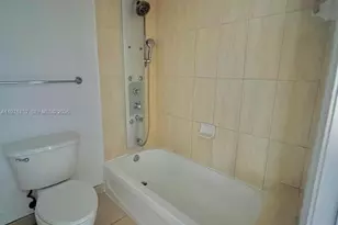 1750 N Bayshore Dr, Miami, FL 33132 - Photo 8