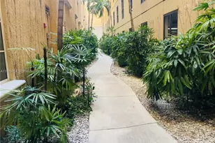 3001 NE 185th St, Aventura, FL 33180 - Photo 28