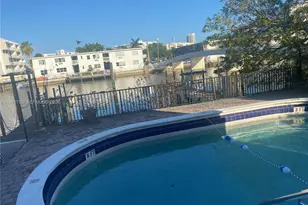 8101 Crespi Blvd, Miami Beach, FL 33141 - Photo 22