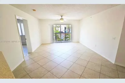 2033 SE 10th Ave #614, Fort Lauderdale, FL 33316 - Photo 6