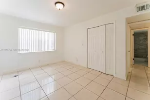 11005 SW 1st St, Sweetwater, FL 33174 - Photo 10