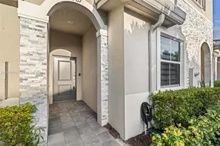 1467 SE 26th Rd, Homestead, FL 33035 - Photo 2