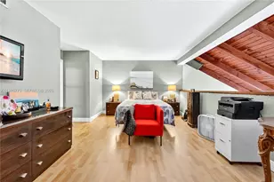 1490 Laguna Ln, Pembroke Pines, FL 33026 - Photo 18