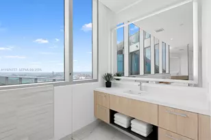851 NE 1st Ave, Miami, FL 33132 - Photo 44