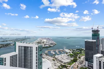 851 NE 1st Ave #PH 5700, Miami, FL 33132 - Photo 2