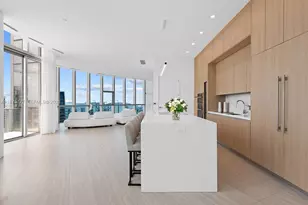 851 NE 1st Ave, Miami, FL 33132 - Photo 12