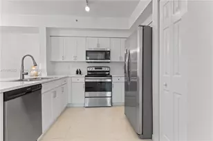 6851 SW 44th St, Miami, FL 33155 - Photo 14