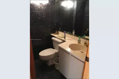 655 W Park Dr #6-12, Miami, FL 33172 - Photo 6