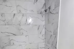 902 NE 209th St, Miami, FL 33179 - Photo 6