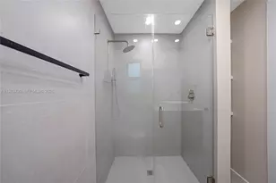 659 NE 73rd St, Miami, FL 33138 - Photo 16