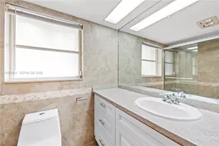 823 Cypress Blvd, Pompano Beach, FL 33069 - Photo 14